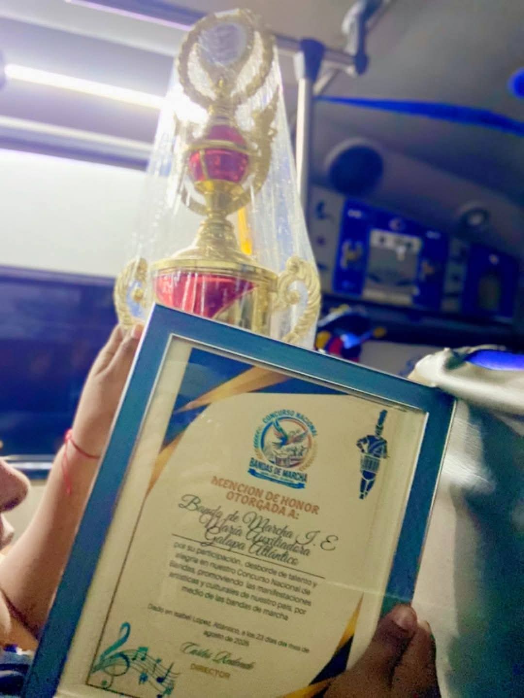 Trofeo y Reconocimiento